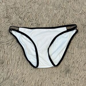 Xhilaration swim bottoms size XL